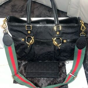 Authentic Gucci Signature Black Canvas & Leather Handbag+Wallet